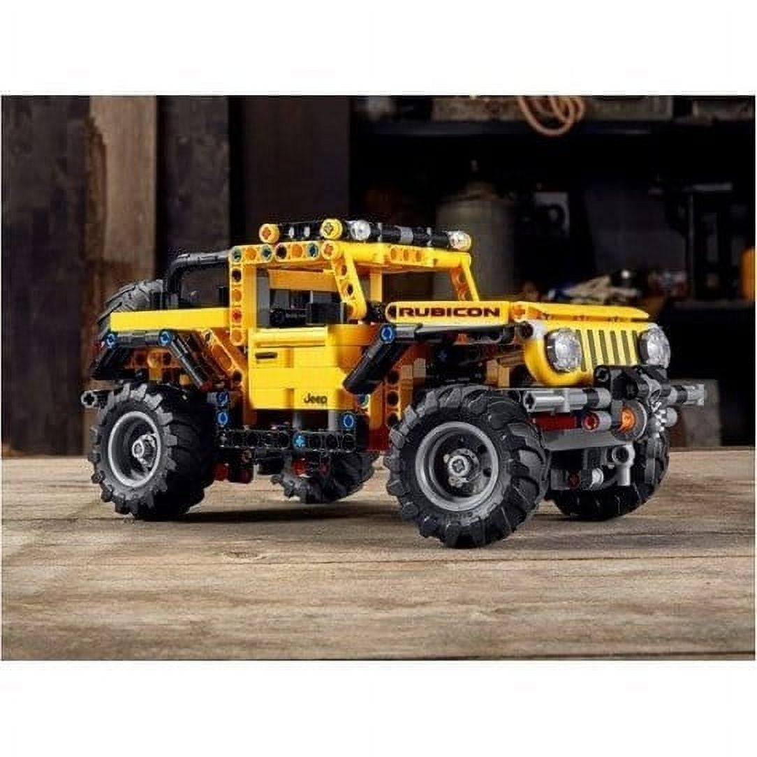LEGO 42122 Technic Jeep Wrangler 4x4 Toy Car, Off Roader SUV Model Building Set